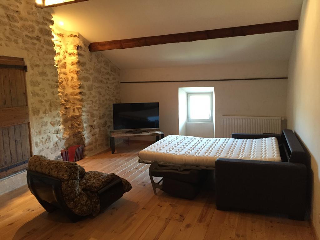 ואקירה B&B - Le Vieux Figuier מראה חיצוני תמונה